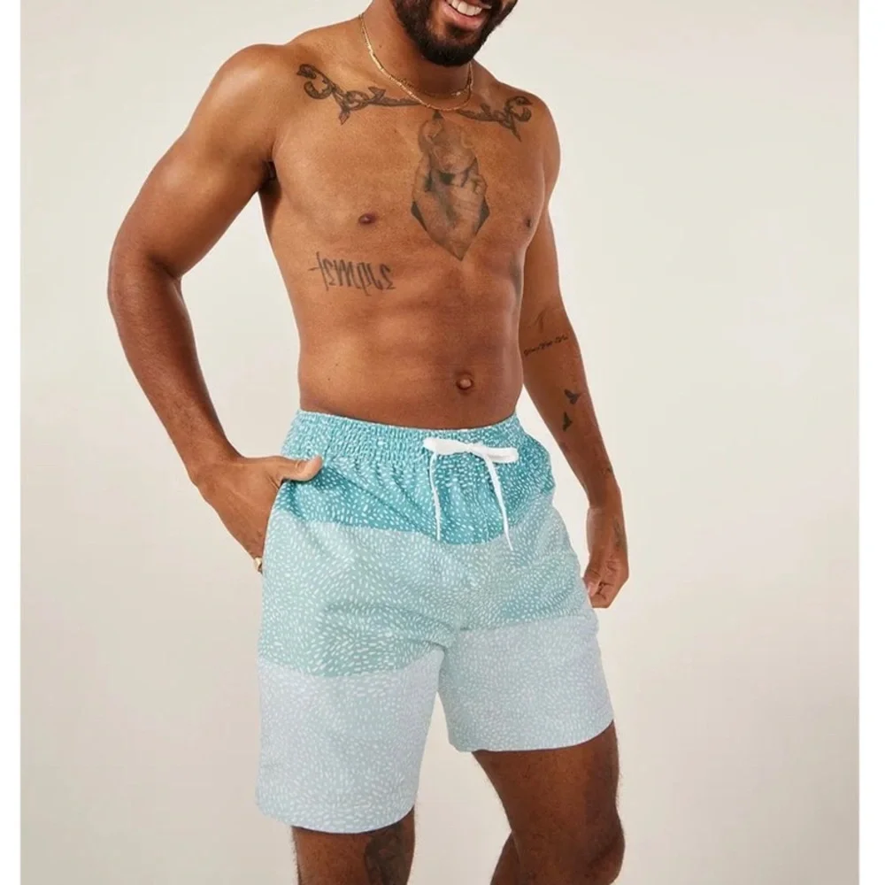 Chubbies The Classic Swim Trunk 7” Whale Sharks Swimsuit Men’s Size XXL